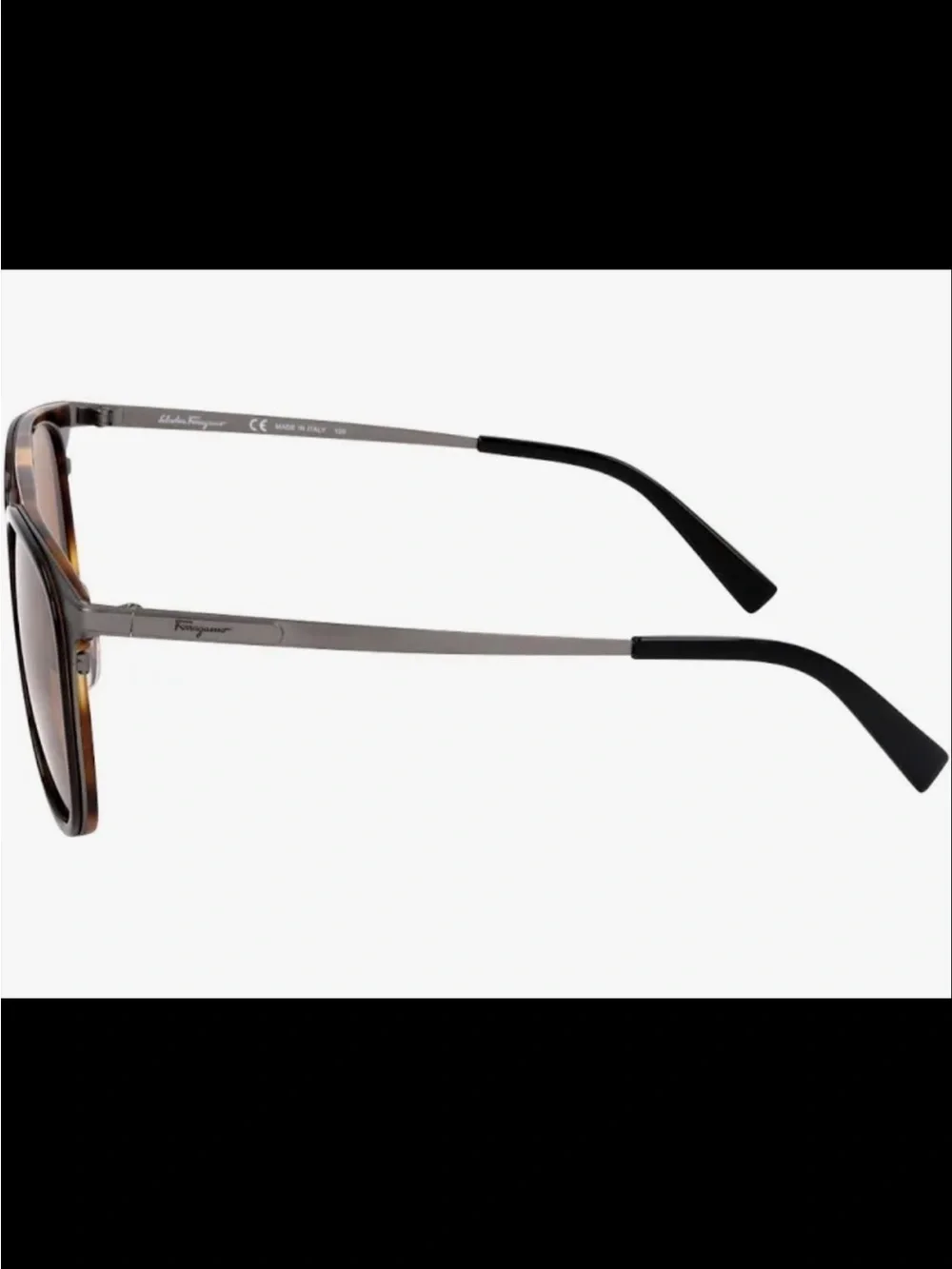 SALVATORE USED LIKE NEW Ferragamo sp218s sunglasses ✅️⭐️